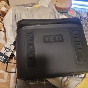Yeti hopper 18 flip